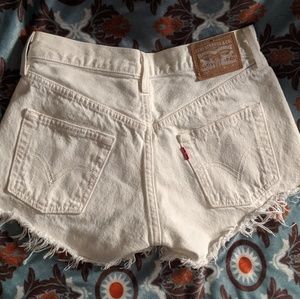Levi's white shorts
